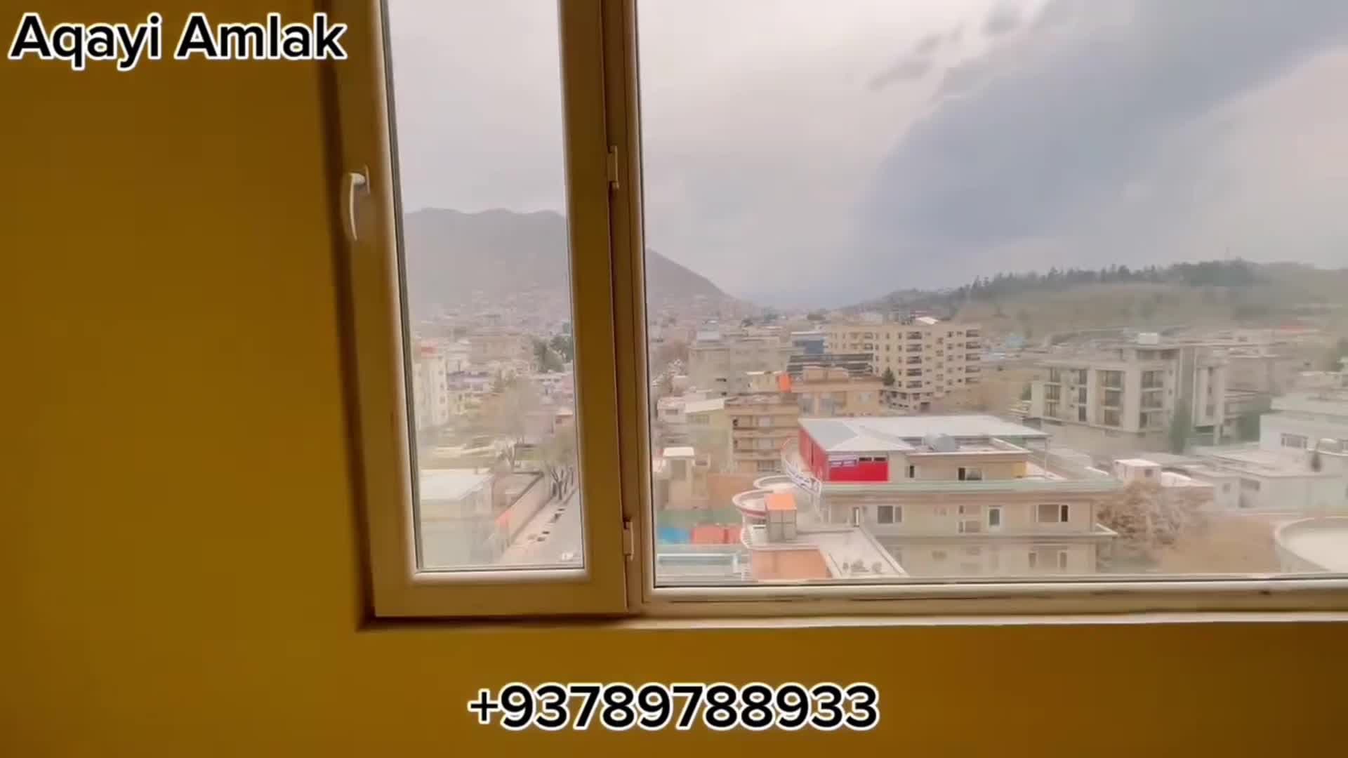 آپارتمان ۴ اتاق خواب با آسانسور در کارت پروان