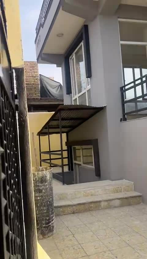 خانه ۹ اتاق خواب با برق دولتی و آب شهری در کوته سنگی