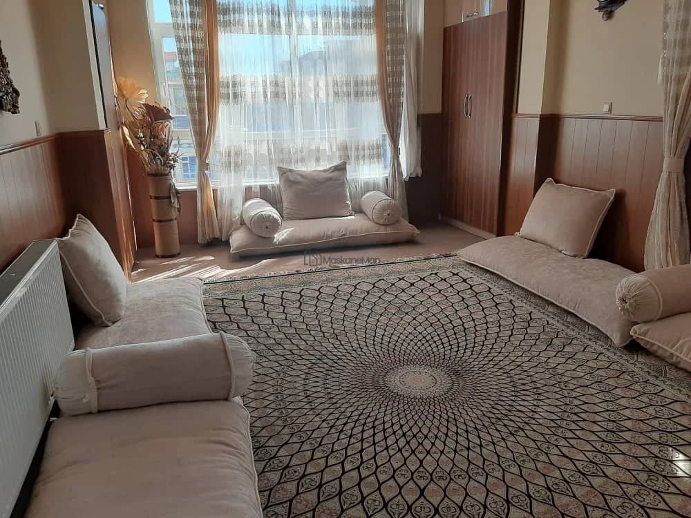 Elevator 3-Bedroom Apartment in Taimani - 1